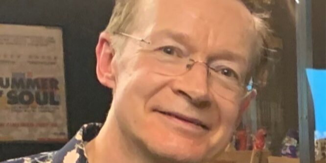 PAUL GRAVETT