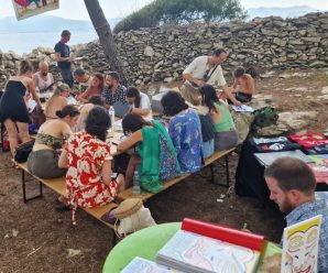 TAM TAM FESTIVAL; BEDŽOMATIK IZLOŽBA, EXQUISITE CORPSE RADIONICE & PUTUJUĆA STRIPOTEKA – SUĆURAJ, HVAR